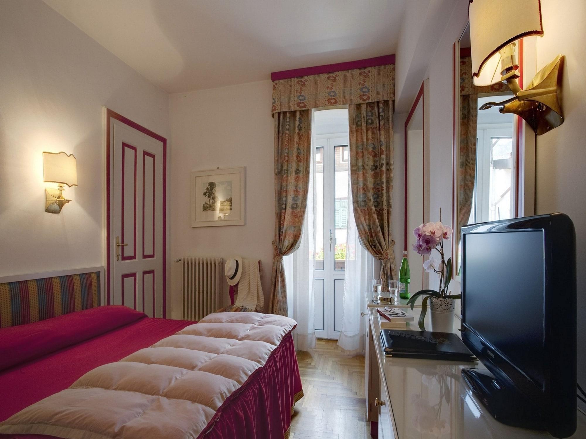 Hotel De La Poste Cortina dʼAmpezzo Extérieur photo