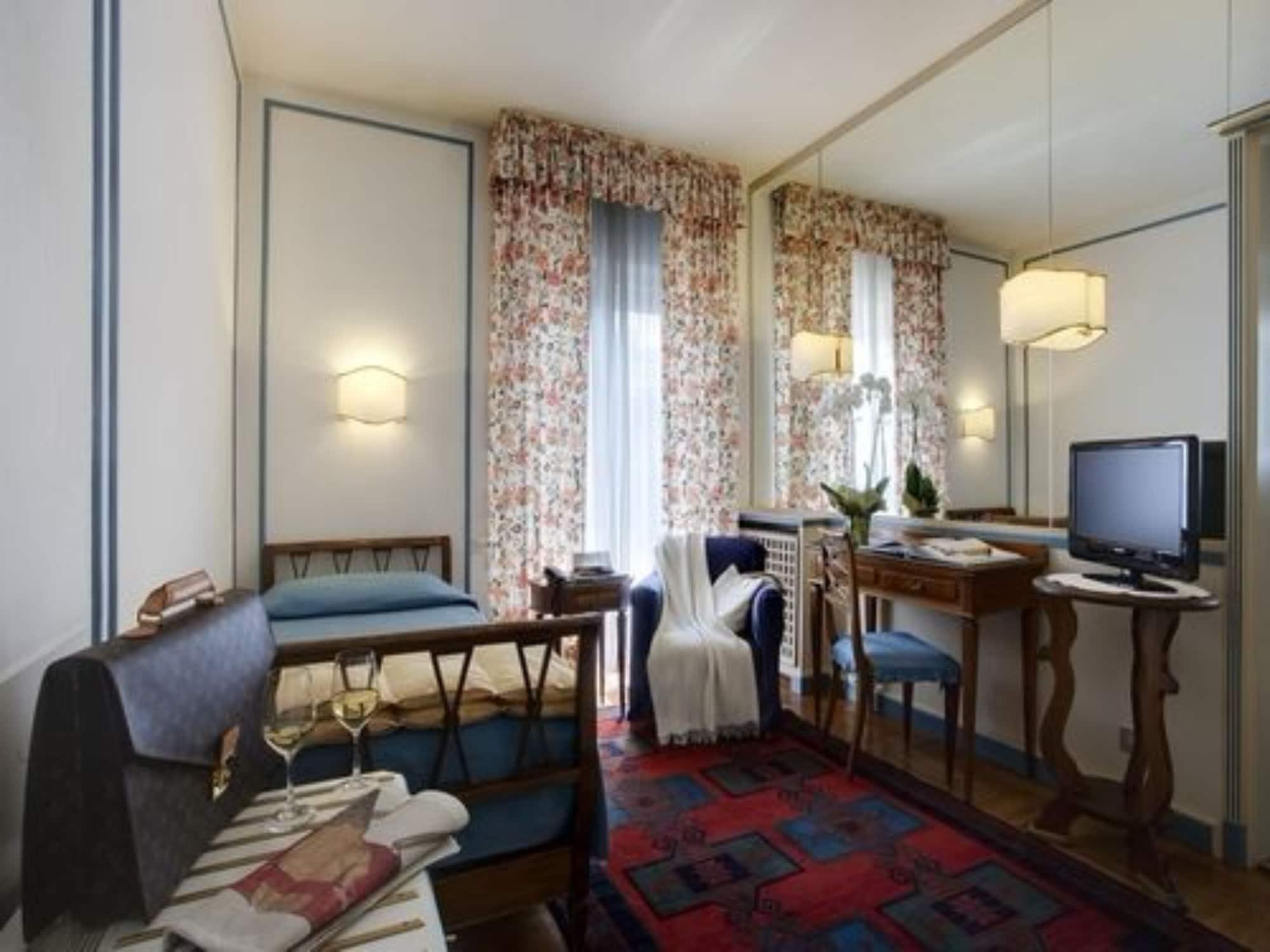 Hotel De La Poste Cortina dʼAmpezzo Extérieur photo
