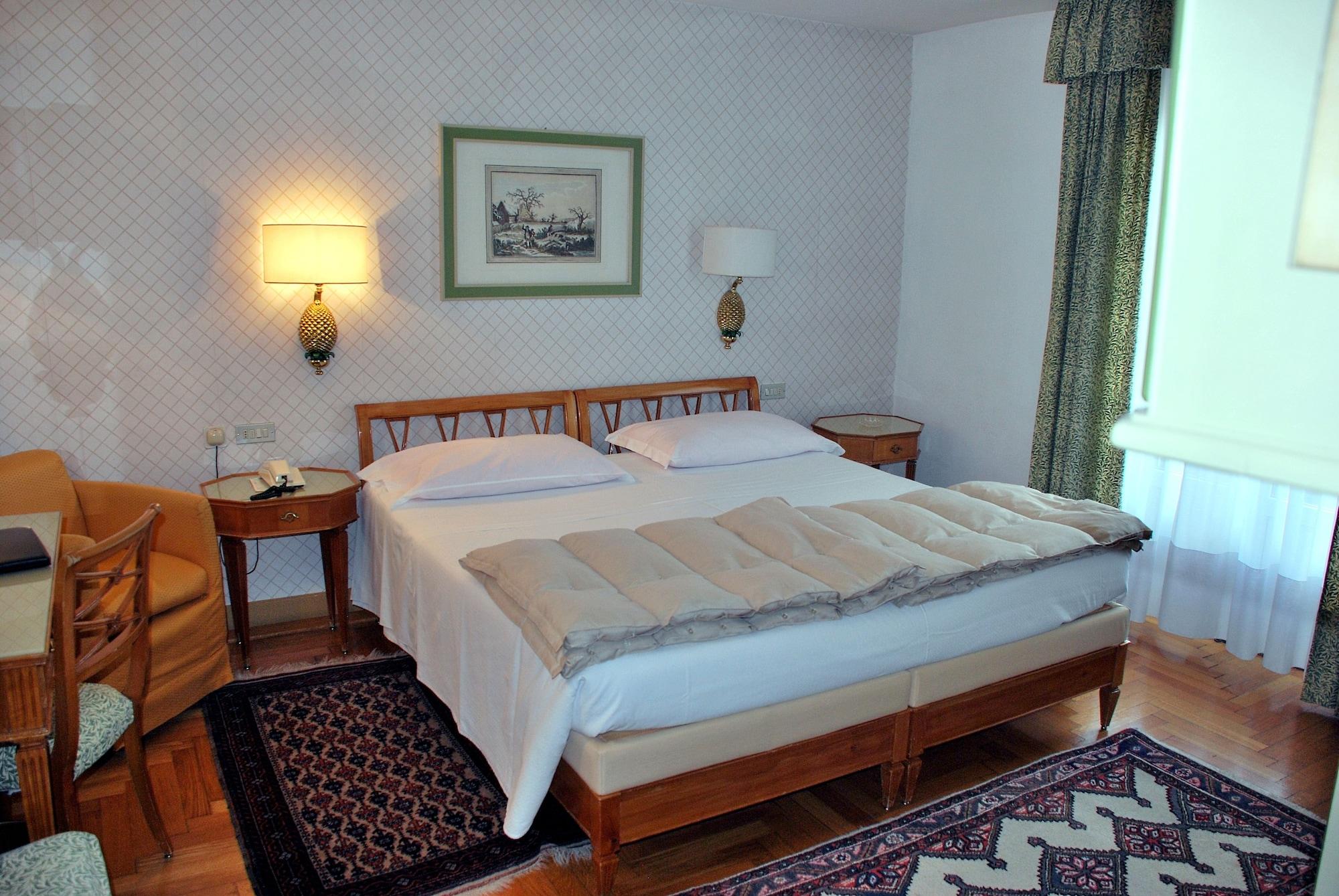Hotel De La Poste Cortina dʼAmpezzo Extérieur photo
