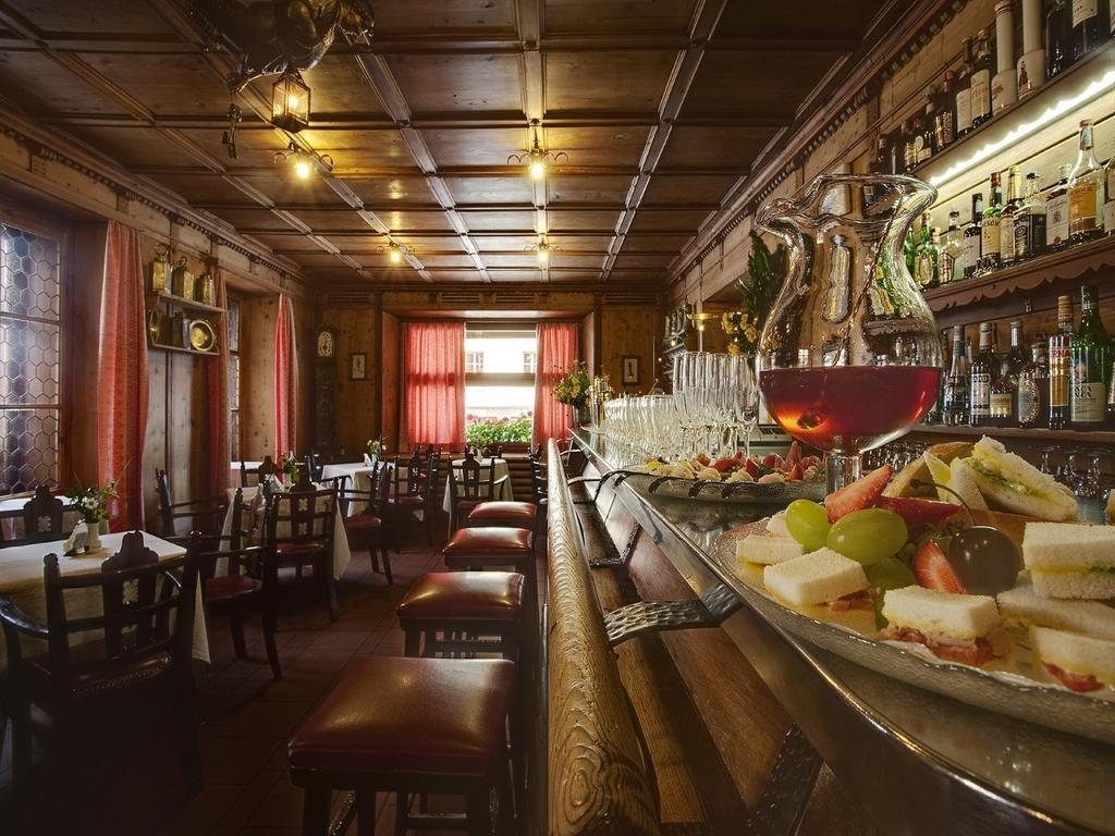 Hotel De La Poste Cortina dʼAmpezzo Extérieur photo